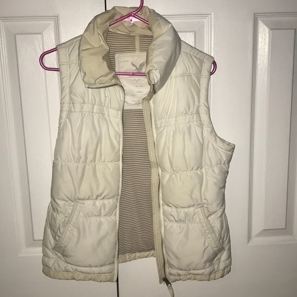 Cream puffy vest